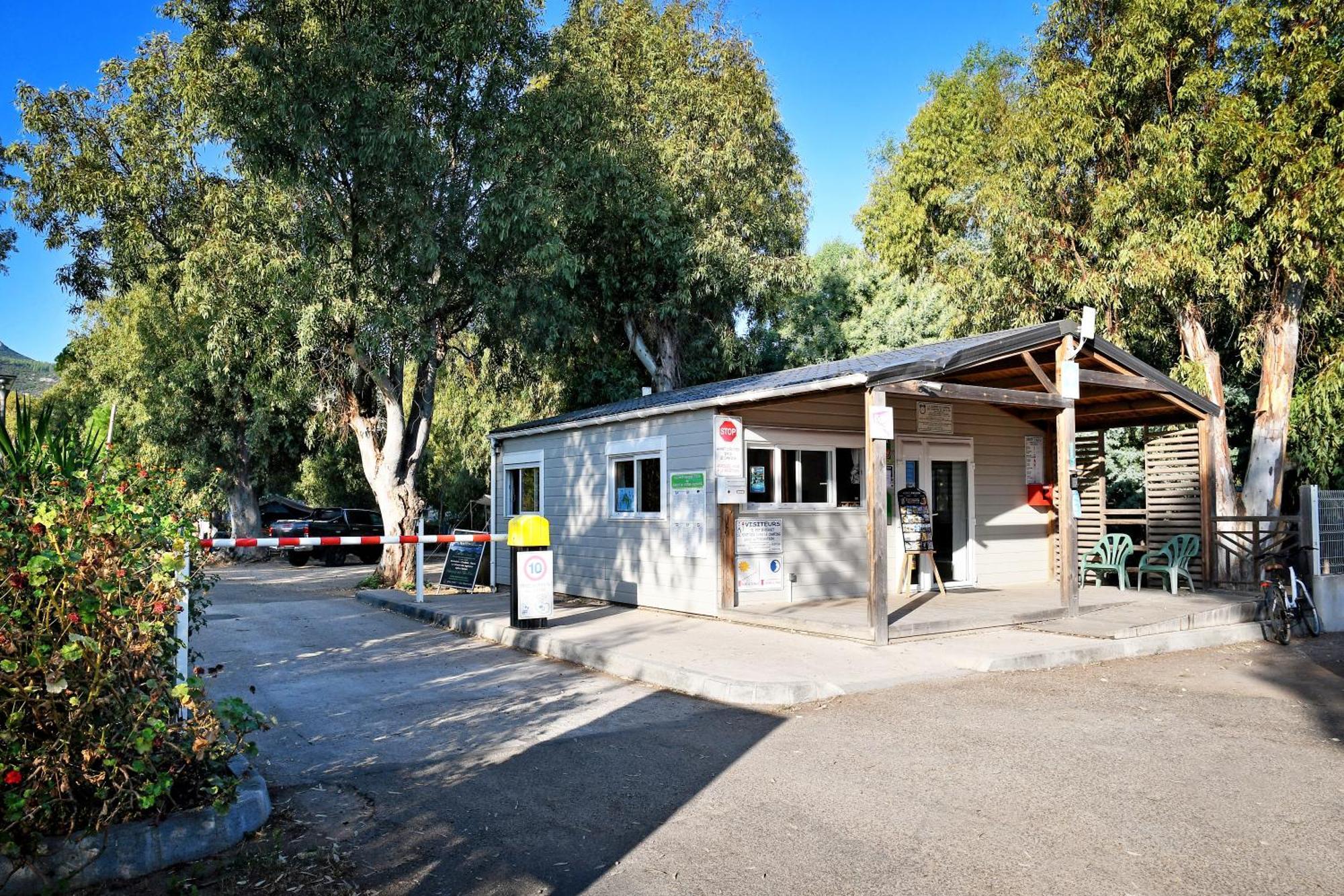 קאלבי Camping International מראה חיצוני תמונה